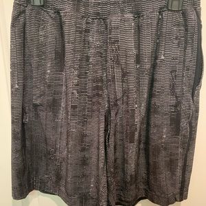 Lululemon pacebreaker lined 7” shorts